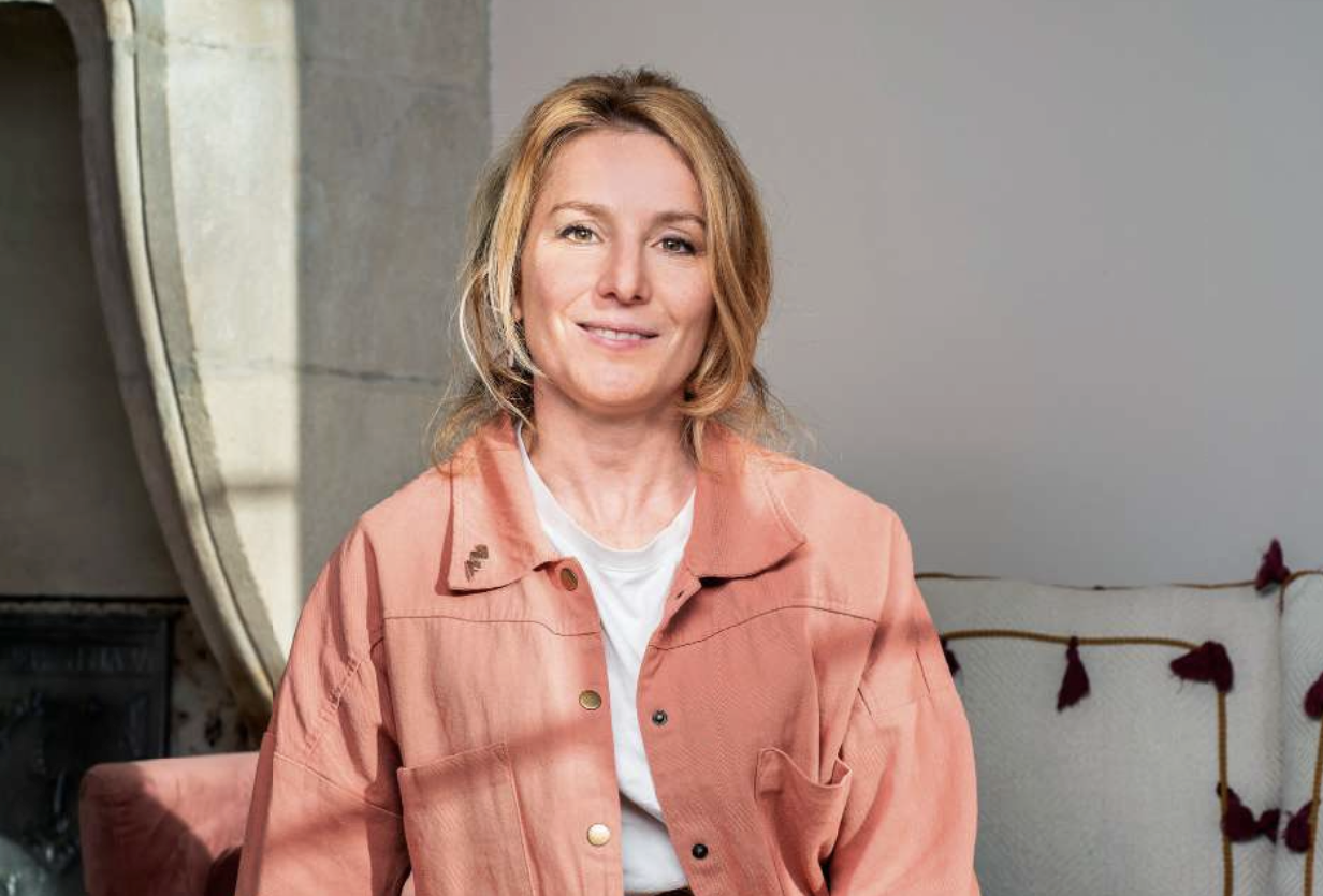 beautiful-middle-age-woman-having-fun