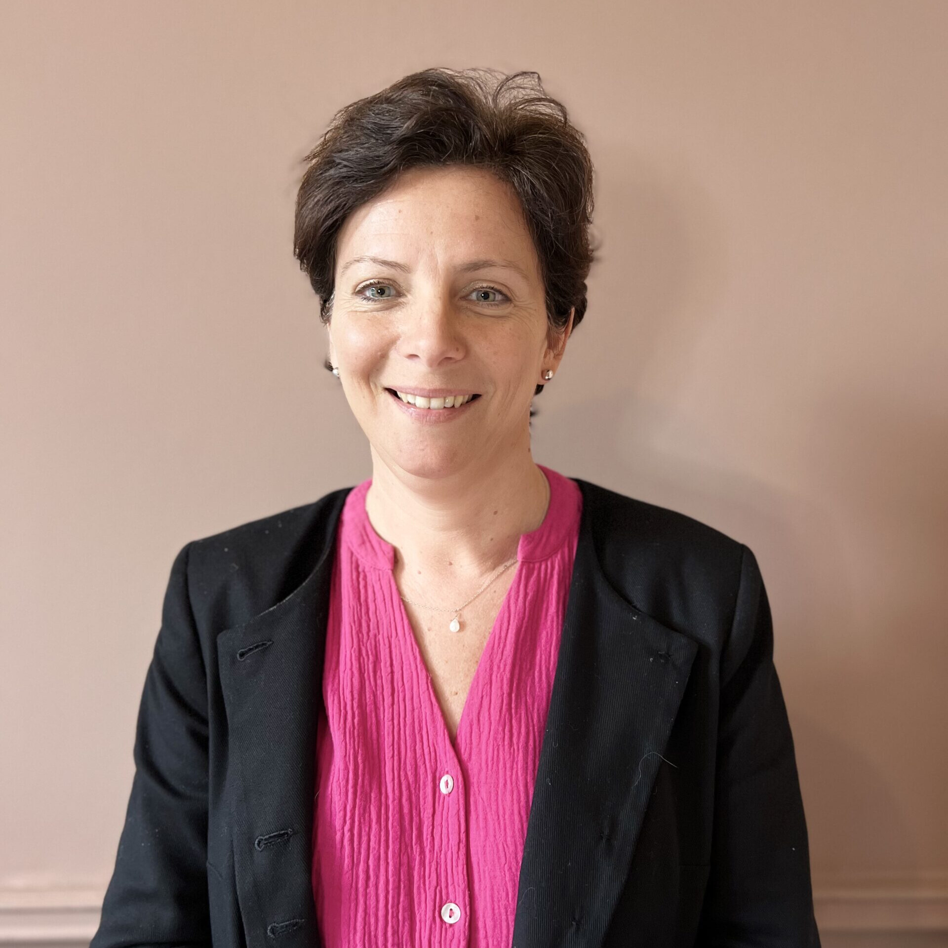 901fb042-adbf-4104-8b8b-51d491d59bda Anne-Sophie noir et blanc